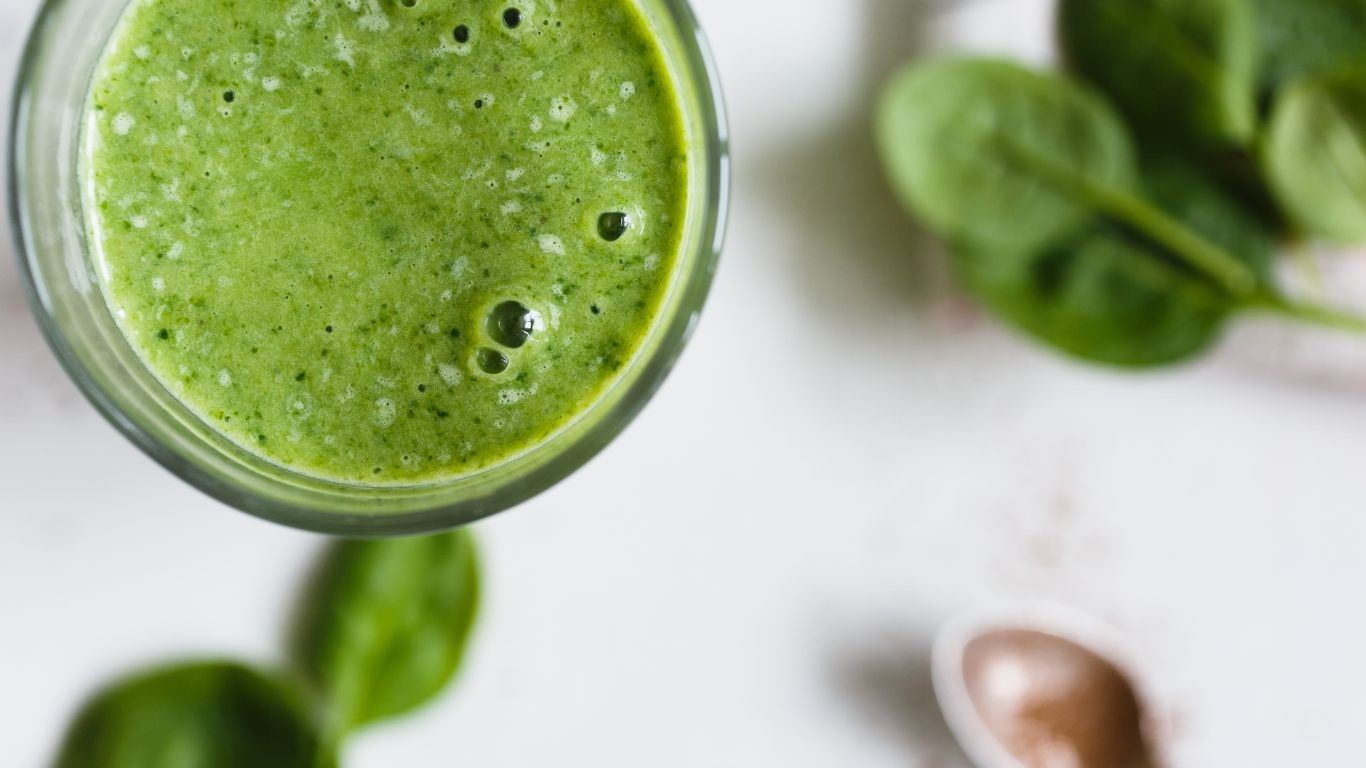 Fuel Your Mornings with the Gyata Green Power Smoothie